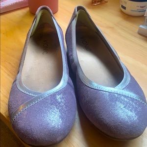 Vionic purple ballet flats